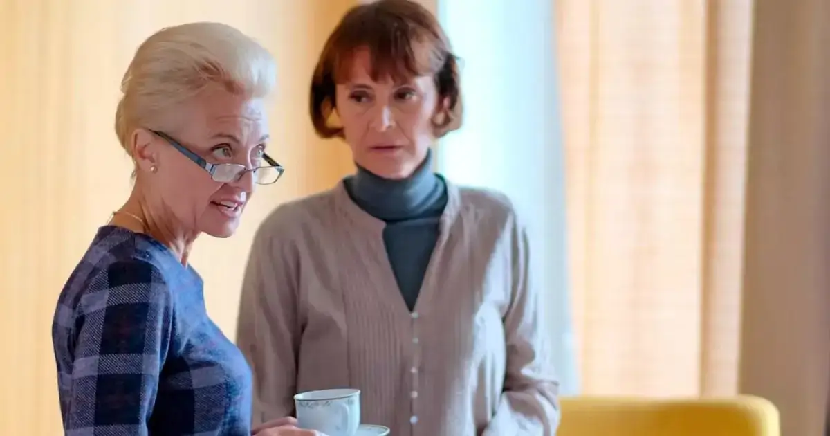 Veronika Žilková a Lenka Vlasáková v seriálu Jitřní záře